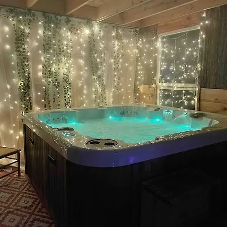 Le Cabanon Doré, Et Nature Chez Ivona Chalet *
