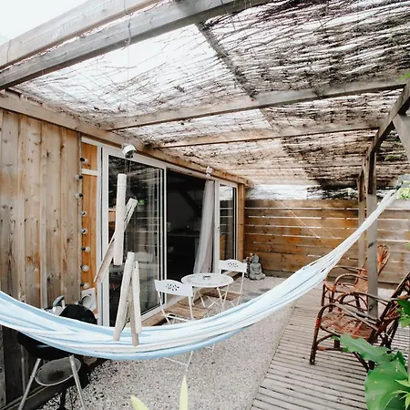 Le Cabanon Dore, Et Nature Chez Ivona * לה טיש