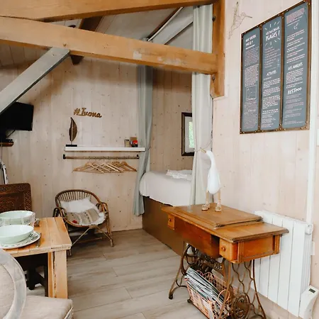 Chalet Le Cabanon Dore, Et Nature Chez Ivona Le Teich